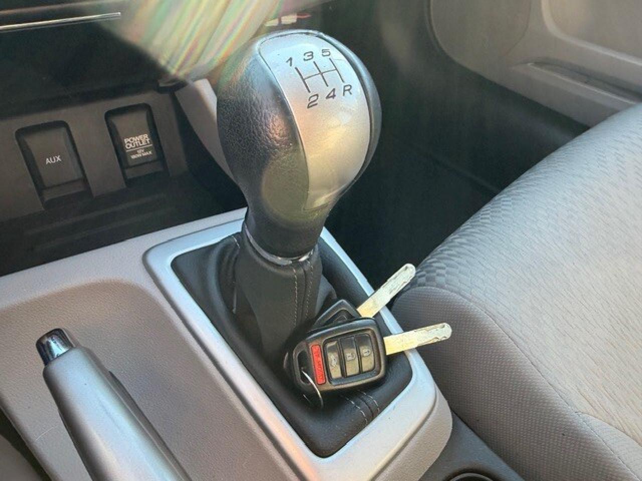 2014 Honda Civic Sedan LX 5 SPEED MANUAL BRAND NEW BRAKES Photo