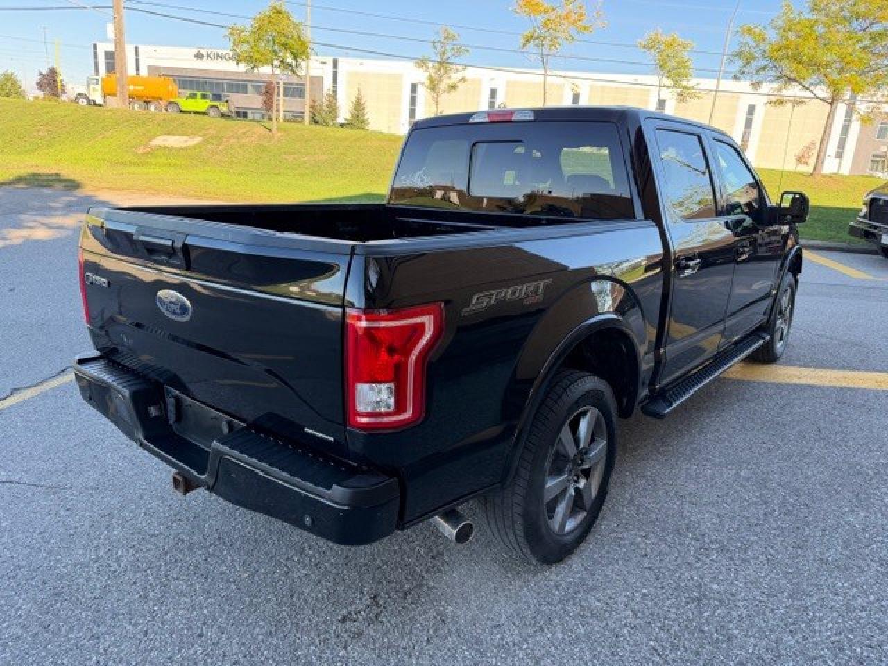 2016 Ford F-150 5.0L V8 SPORT SuperCrew  5.5 BOX CERTIFIED ALLOYS Photo