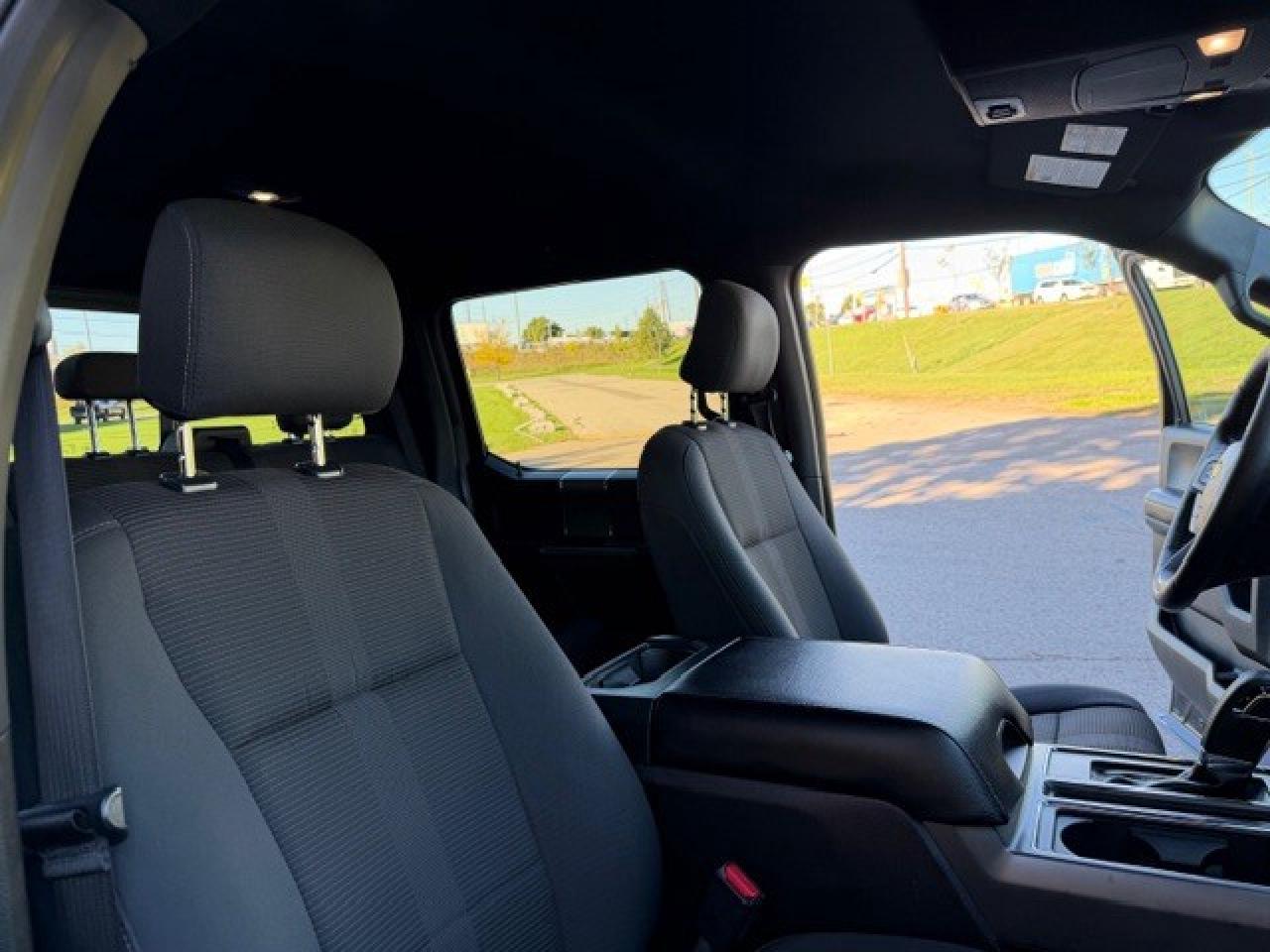 2016 Ford F-150 5.0L V8 SPORT SuperCrew  5.5 BOX CERTIFIED ALLOYS Photo