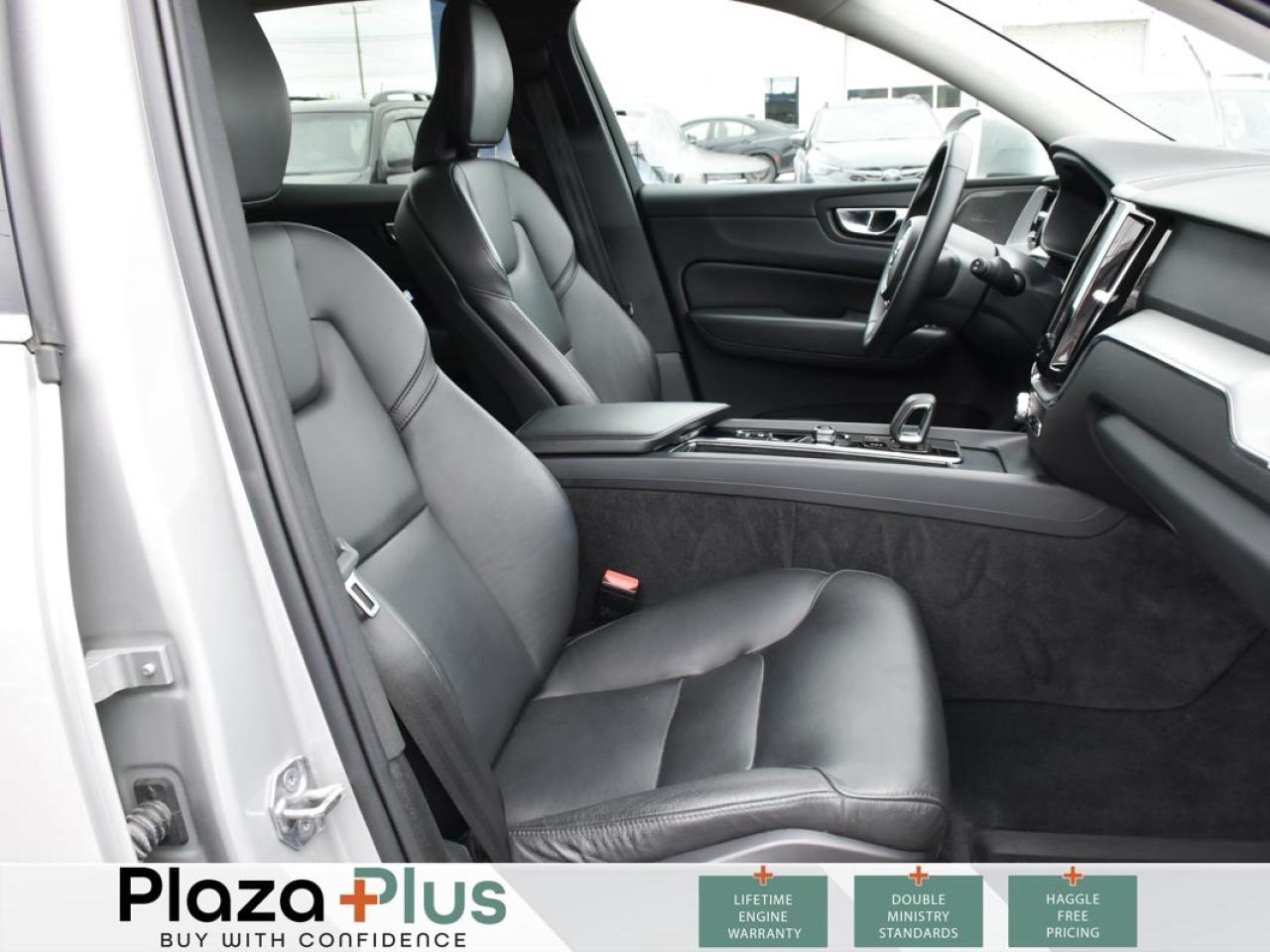 2022 Volvo XC60 Momentum   FRONT HEATED SEATS   MOONROOF   ANDROID Photo