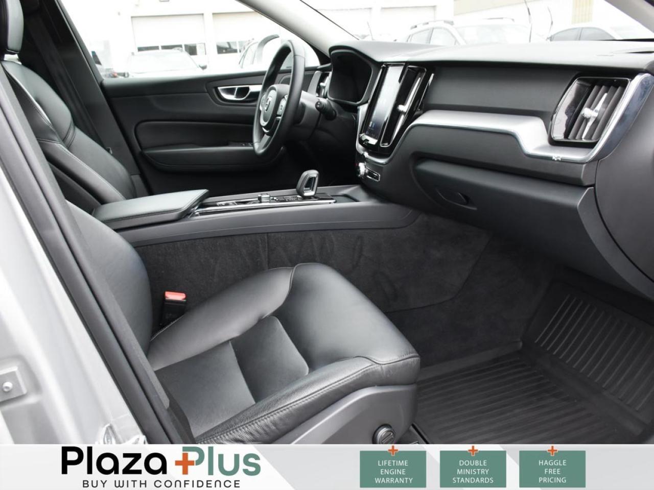 2022 Volvo XC60 Momentum   FRONT HEATED SEATS   MOONROOF   ANDROID Photo