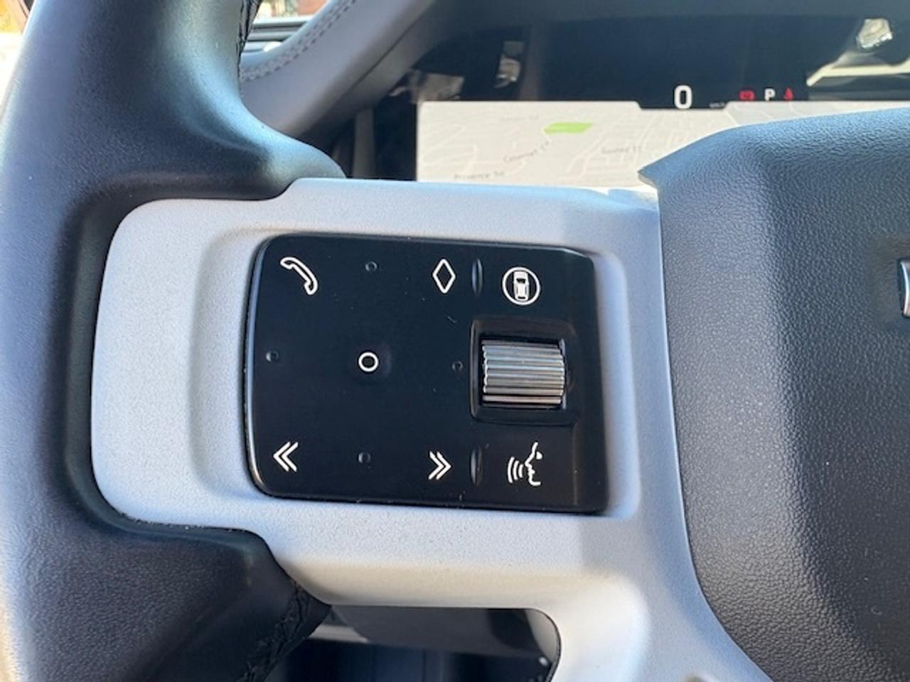 2025 Land Rover Defender 90 P400 X-Dynamic SE Cooled Seat 360 Camera Photo