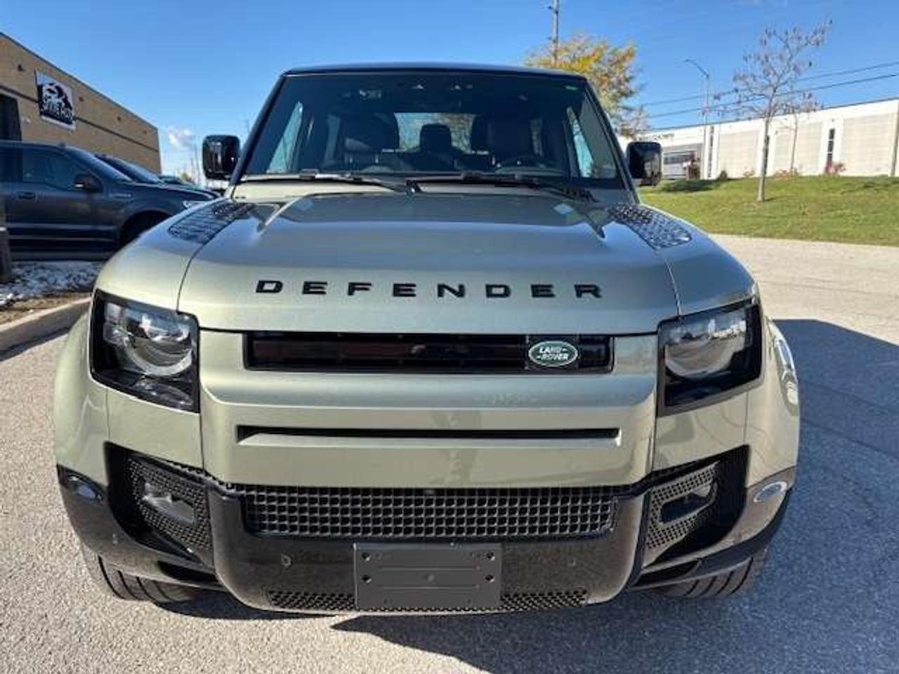 2025 Land Rover Defender 90 P400 X-Dynamic SE Cooled Seat 360 Camera Photo5