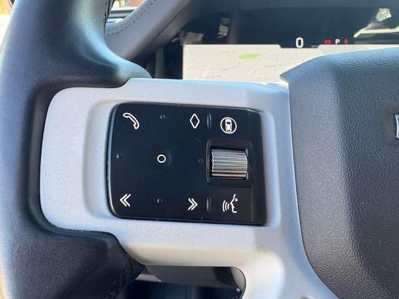 2025 Land Rover Defender 90 P400 X-Dynamic SE Cooled Seat 360 Camera Photo