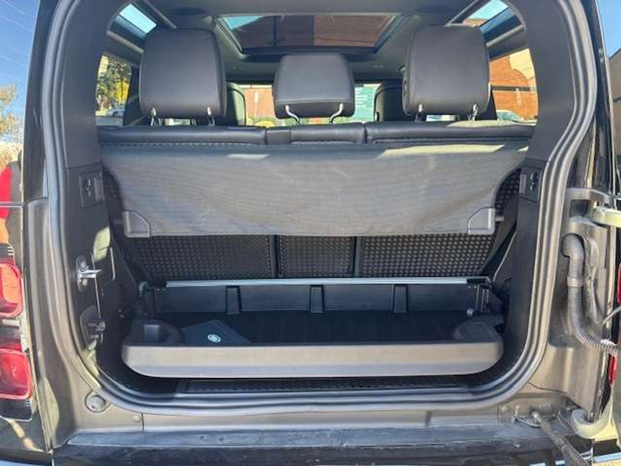 2025 Land Rover Defender 90 P400 X-Dynamic SE Cooled Seat 360 Camera Photo
