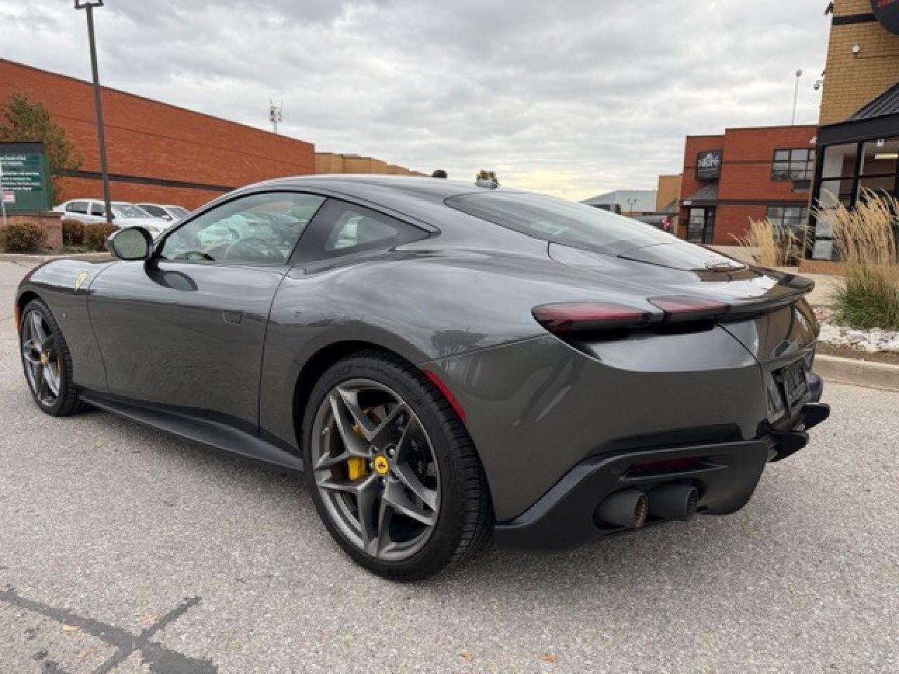 2022 Ferrari Roma Coupe 3.9 V8 Twin Turbo Full body PPF CERTIFIED Photo2