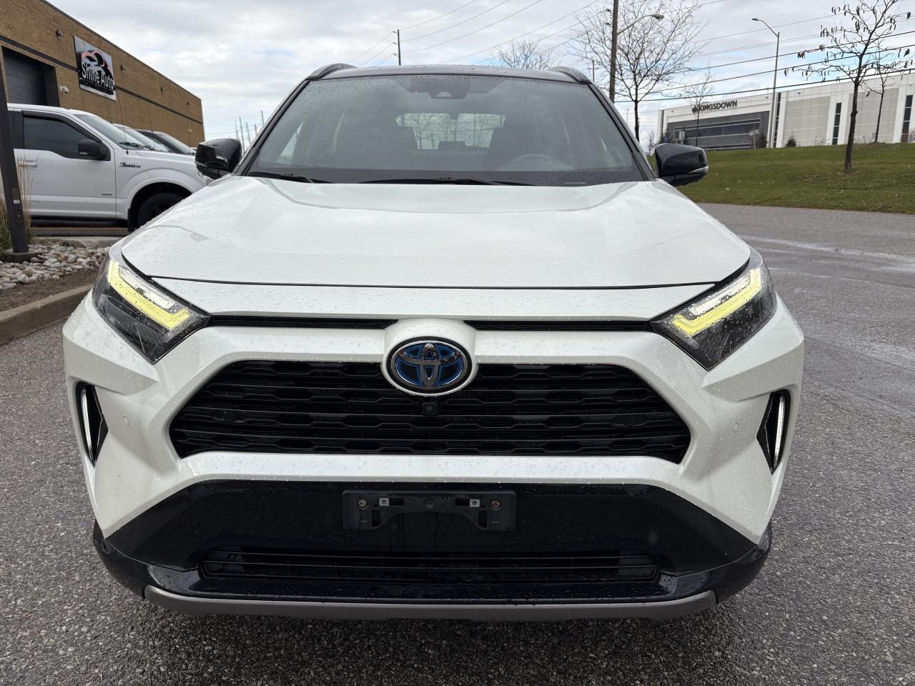 2022 Toyota RAV4 Hybrid XSE AWD TECH PKG SUNROOF 1 OWNER Photo