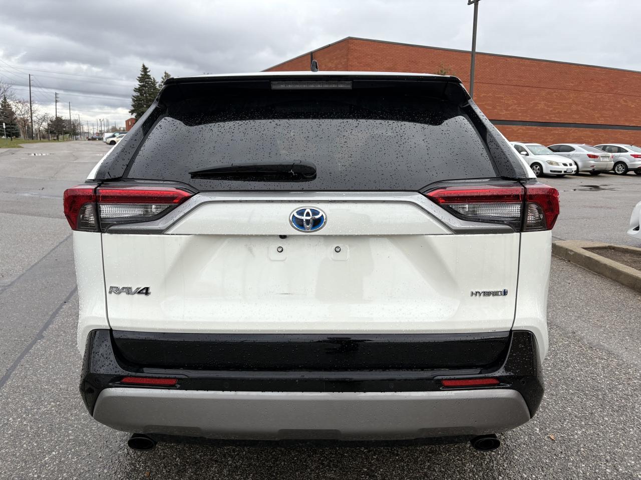 2022 Toyota RAV4 Hybrid XSE AWD TECH PKG SUNROOF 1 OWNER Photo