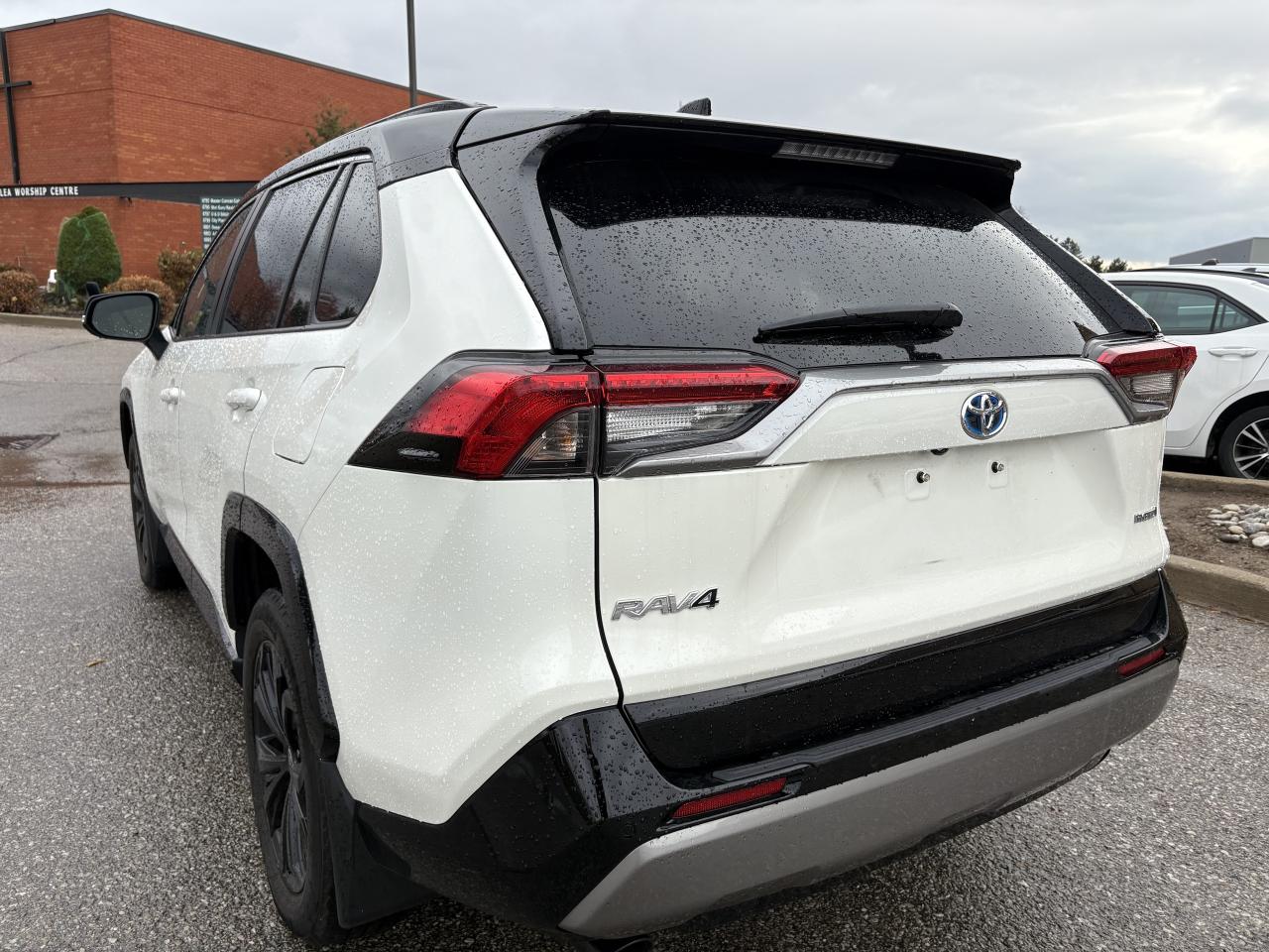 2022 Toyota RAV4 Hybrid XSE AWD TECH PKG SUNROOF 1 OWNER Photo