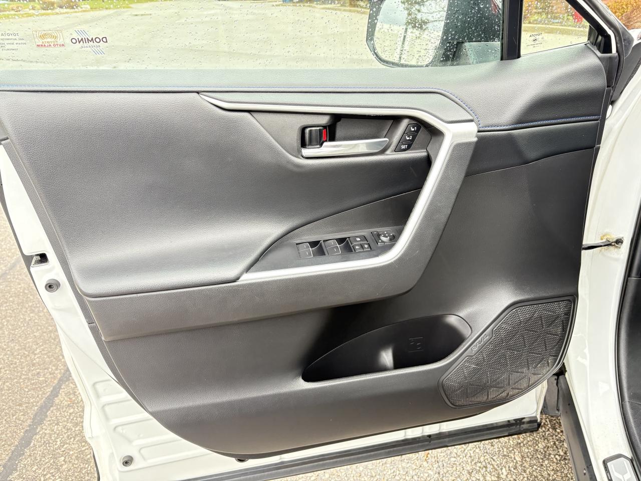 2022 Toyota RAV4 Hybrid XSE AWD TECH PKG SUNROOF 1 OWNER Photo