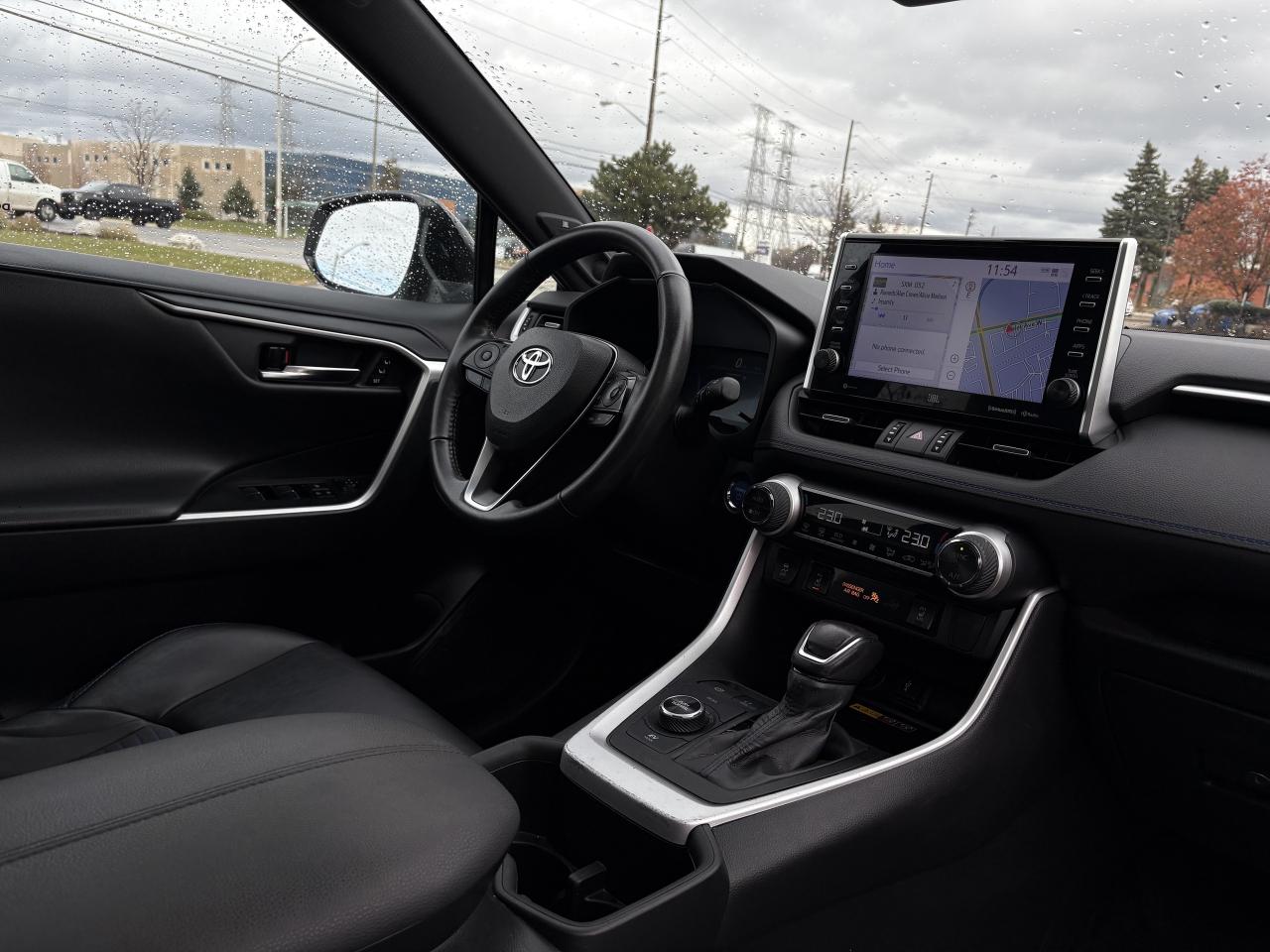 2022 Toyota RAV4 Hybrid XSE AWD TECH PKG SUNROOF 1 OWNER Photo