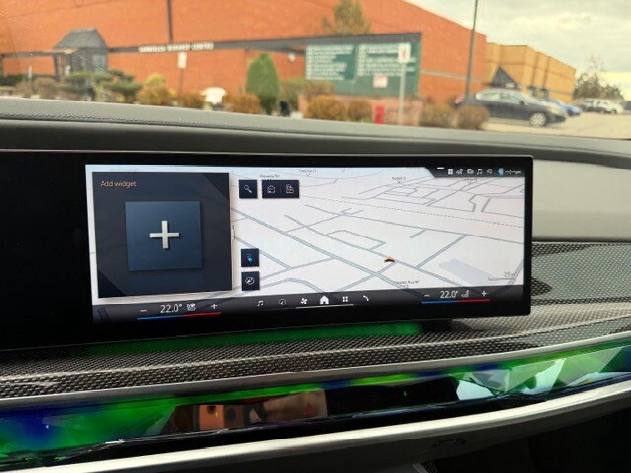 2023 BMW i7 xDrive60 REAR ENTERTAINMENT CASHMERE INT Photo