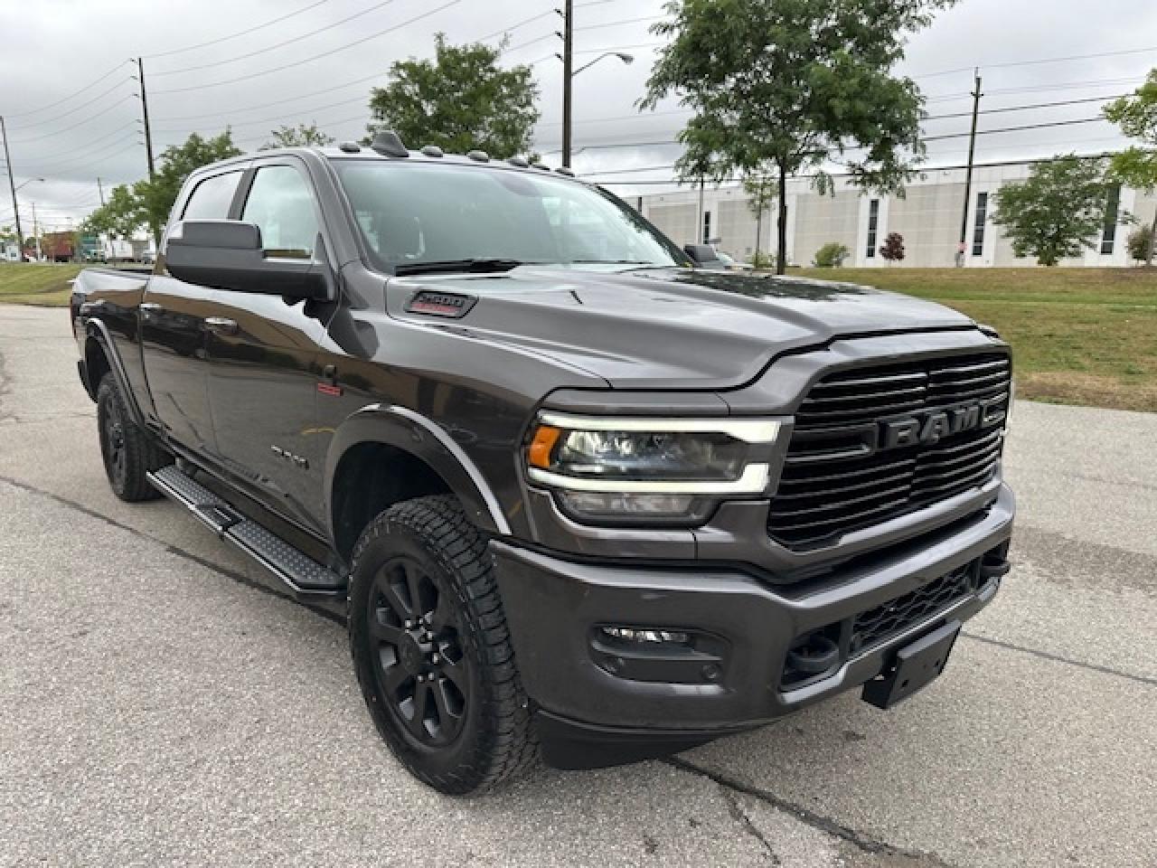 2022 RAM 2500 Laramie NIGHT 4x4 6.7 Diesel 360 CAM NEW TIRES Photo2