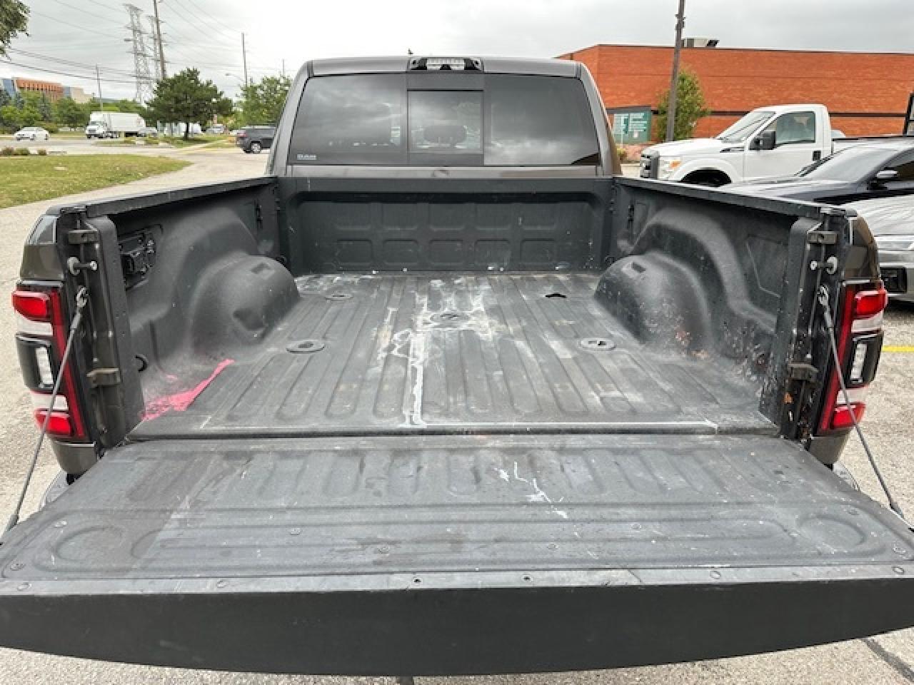 2022 RAM 2500 Laramie NIGHT 4x4 6.7 Diesel 360 CAM NEW TIRES Photo