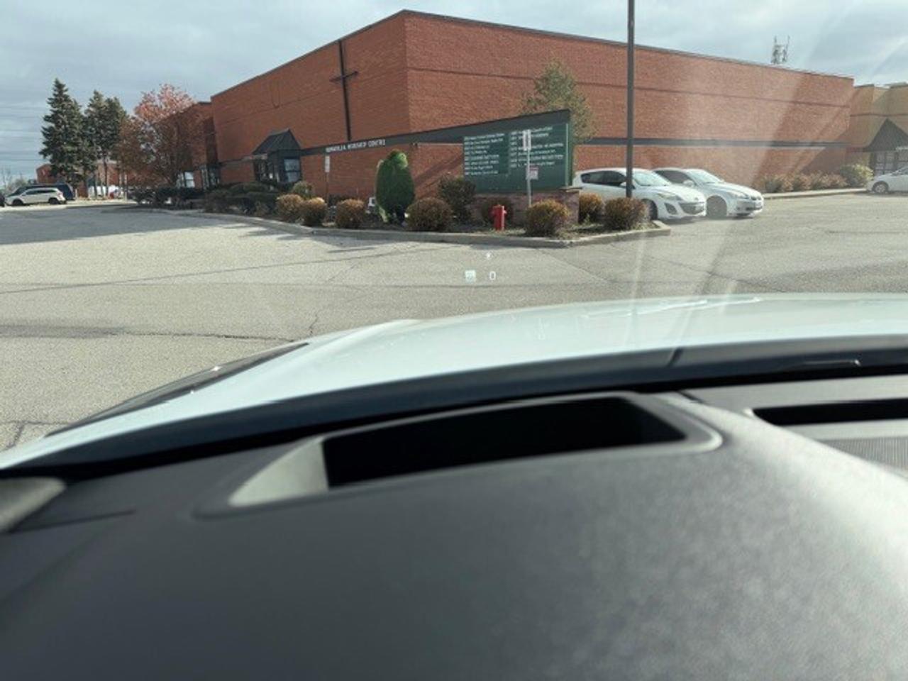 2020 Land Rover Range Rover Velar P300 R-Dynamic S Heads Up Cooled Seat Digital dash Photo