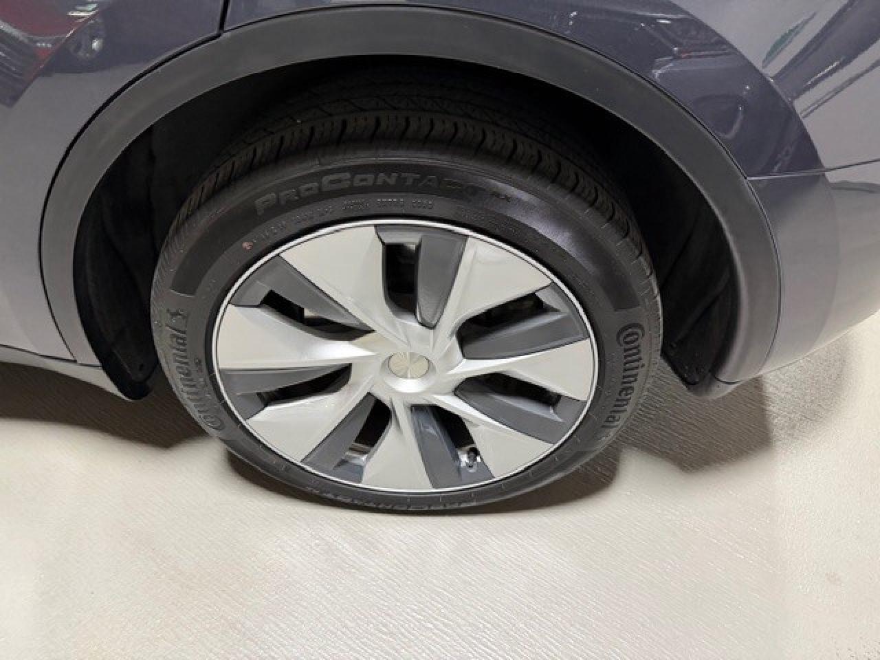 2023 Tesla Model Y Long Range AWD 1 Owner Clean Carfax Certified Photo