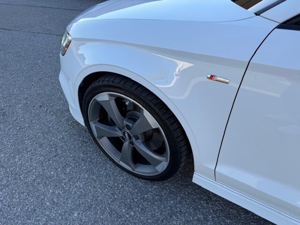 2020 Audi A3 Technik Sunroof Navigation S-Line Blind Spot Photo