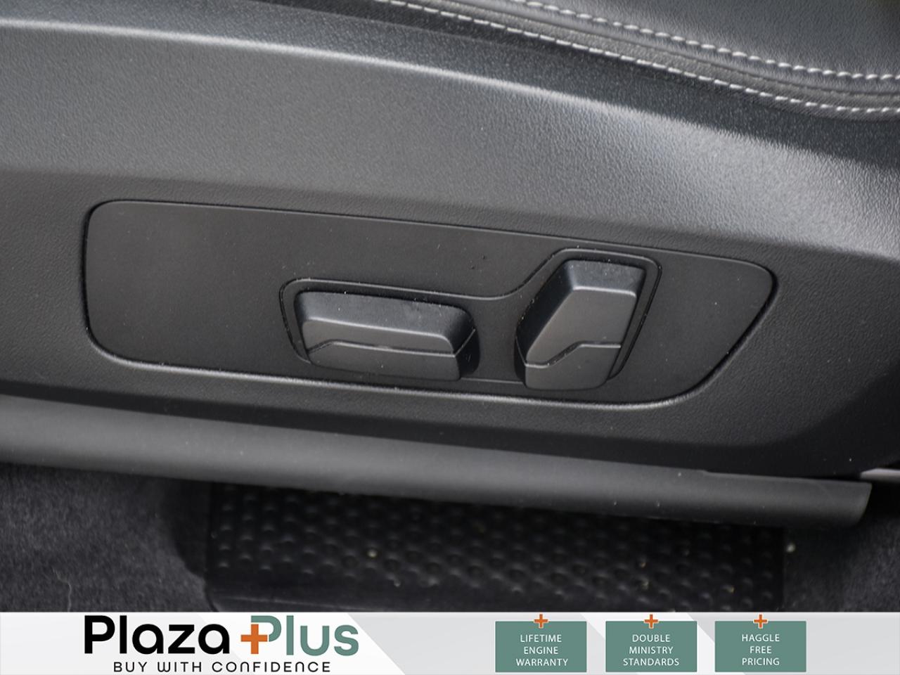 2024 BMW X1 xDrive28i   LOW KILOMETERS   HEATED FRONT SEATS Photo