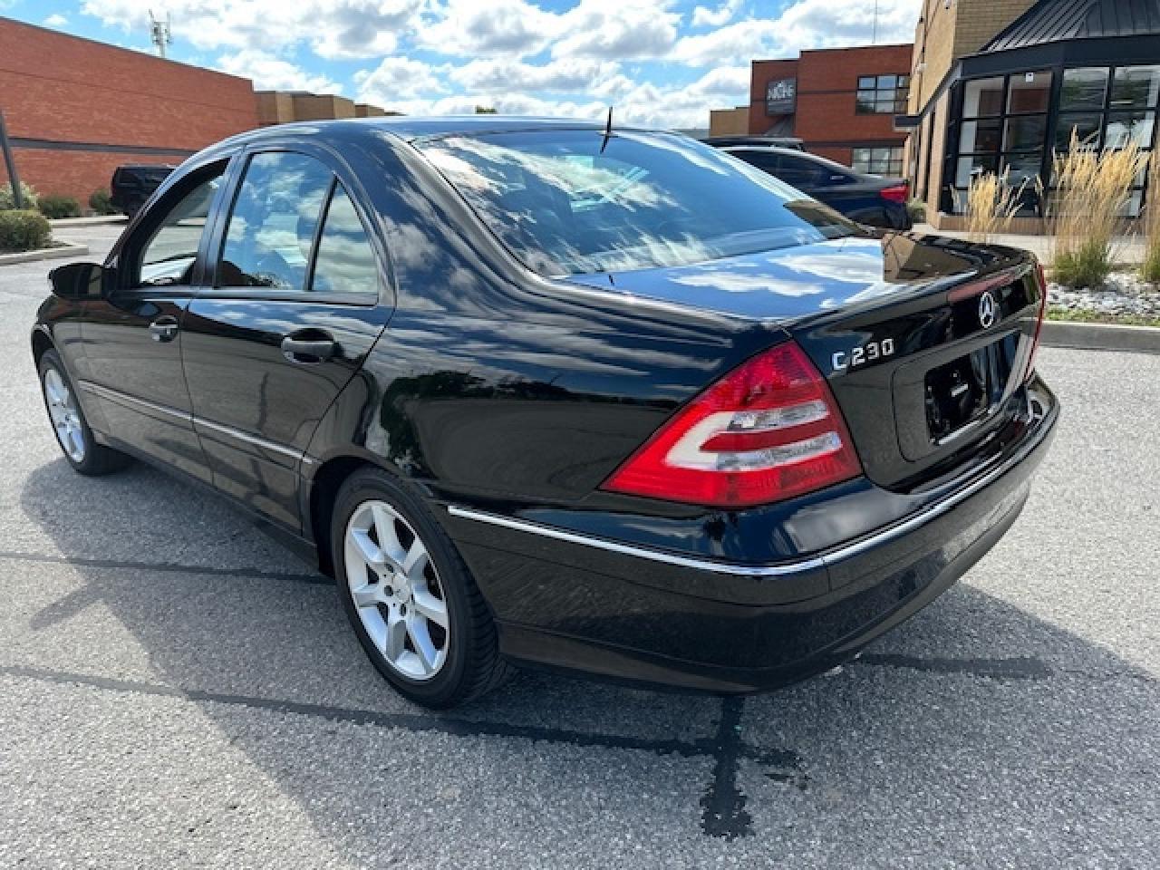 2006 Mercedes-Benz C-Class Rwd Low kms Elderly Driven  Automatic sold As-is Photo
