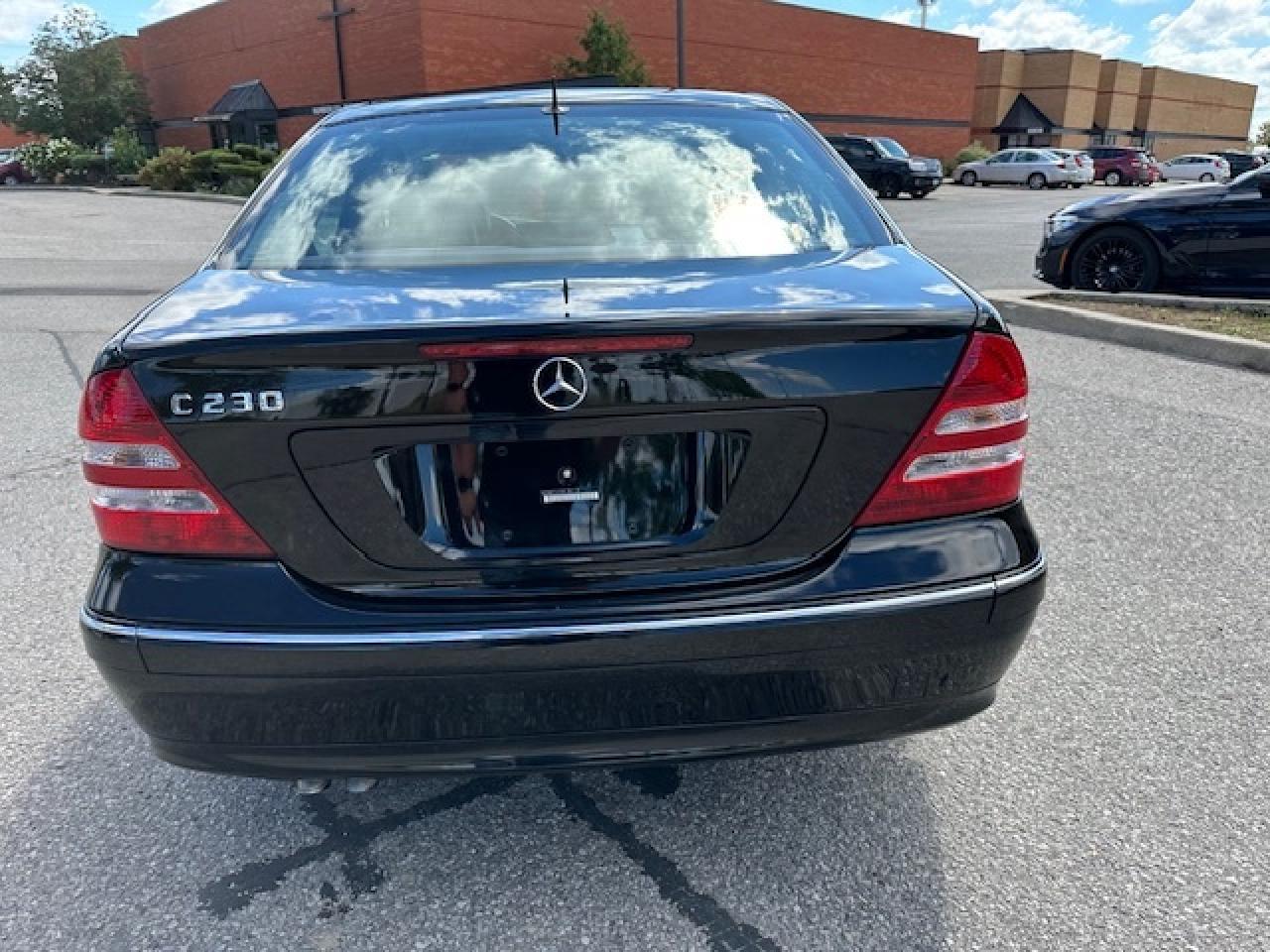 2006 Mercedes-Benz C-Class Low kms Elderly Driven  Automatic CERTIFIED!!!!!!! Photo