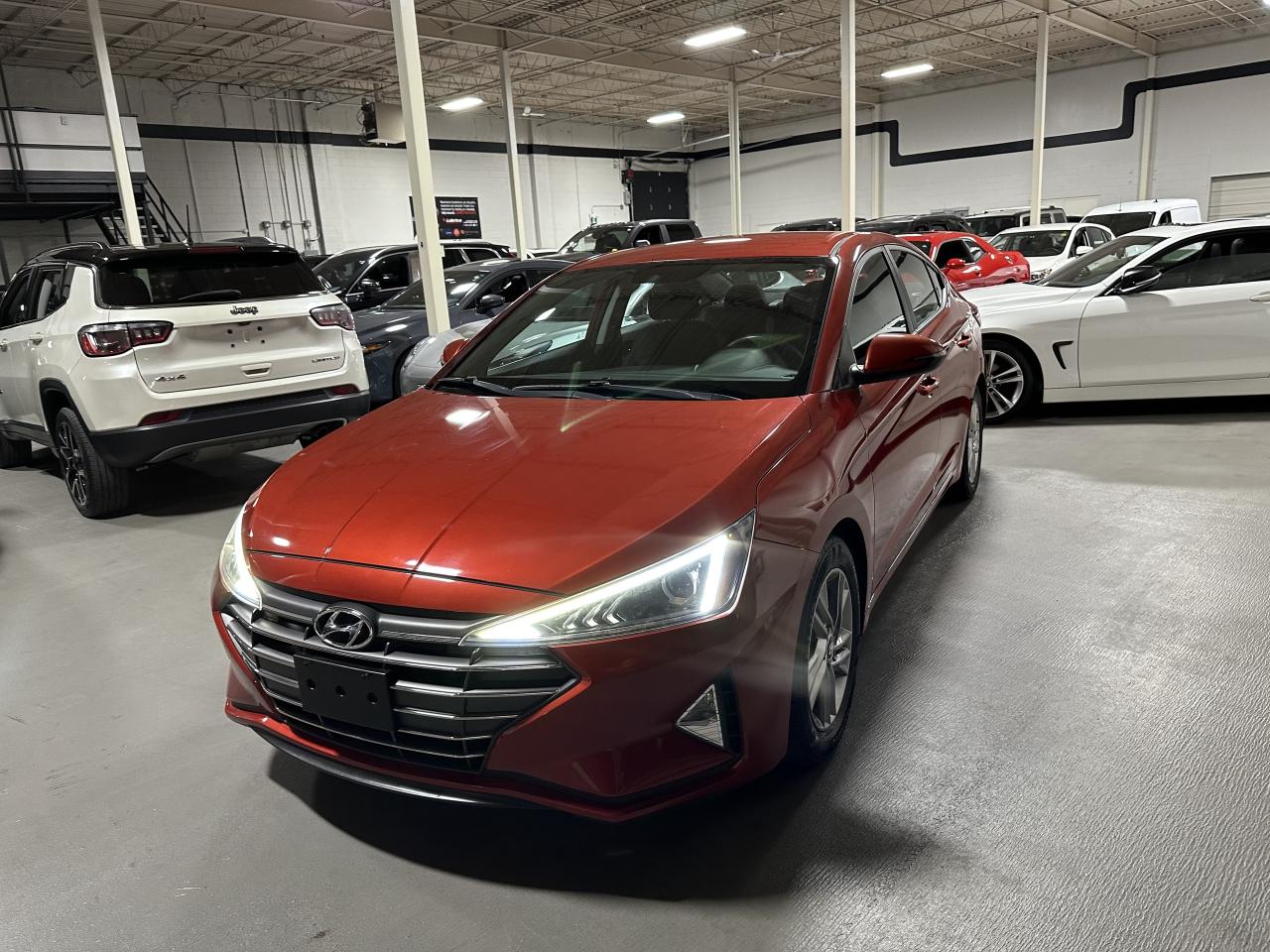 2019 Hyundai Elantra Automatic 1 Owner AppleCarplay Certified Alloys Photo