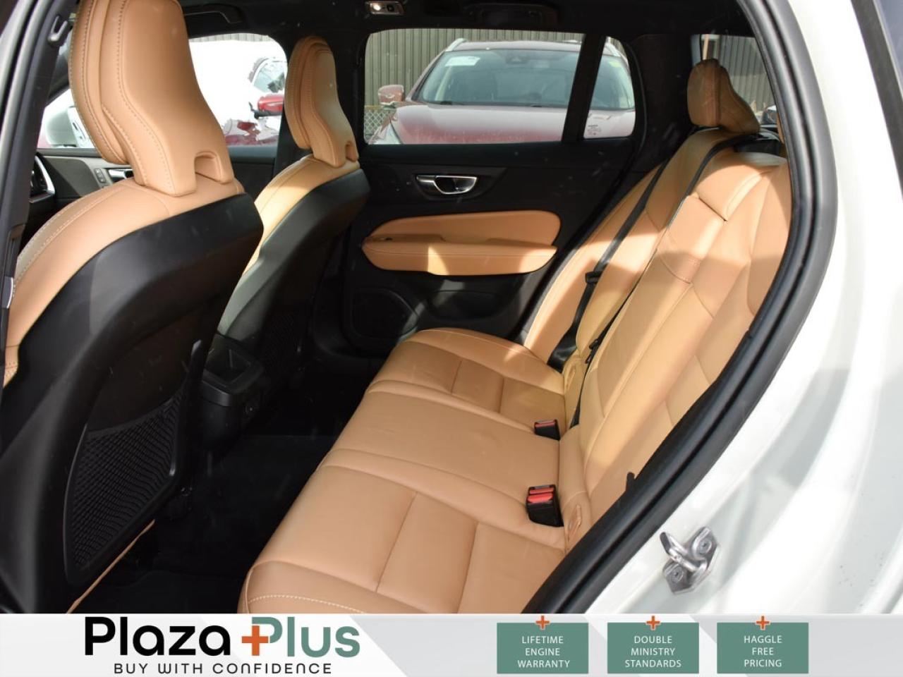 2022 Volvo V60 Cross Country T5 250HP   ANDROID AUTO & APPLE CARPLAY   FRONT HE Photo