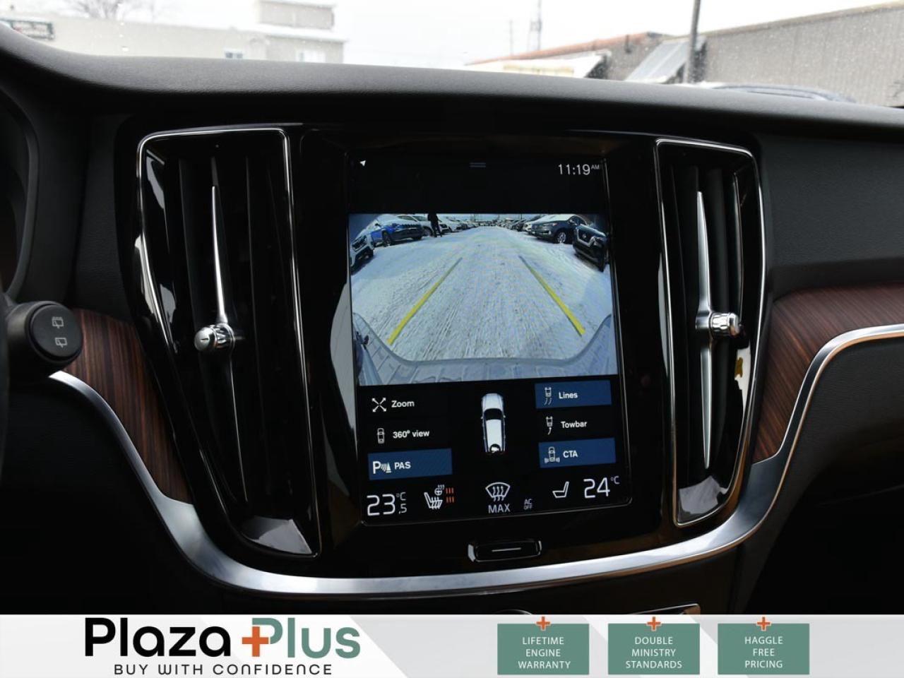 2022 Volvo V60 Cross Country T5 250HP   ANDROID AUTO & APPLE CARPLAY   FRONT HE Photo