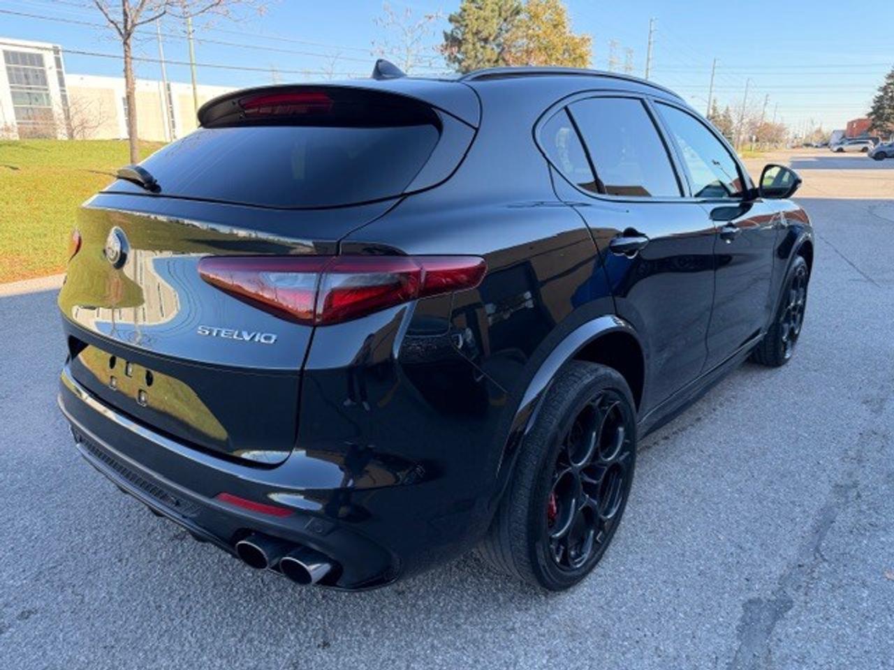 2023 Alfa Romeo Stelvio Quadrifoglio V6 TWIN TURBO 1 Owner Clean Carfax Photo