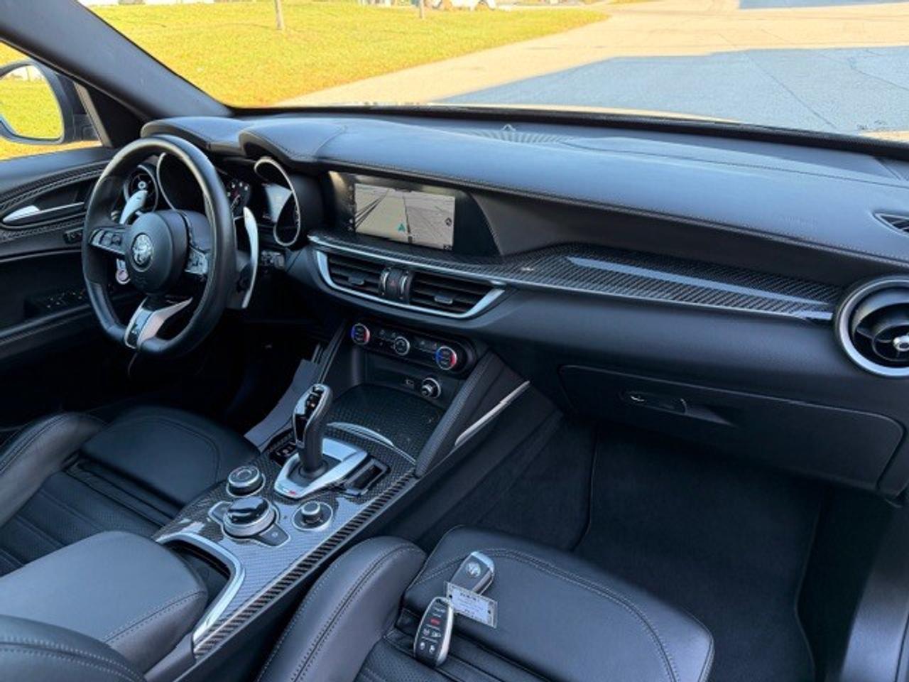 2023 Alfa Romeo Stelvio Quadrifoglio V6 TWIN TURBO 1 Owner Clean Carfax Photo