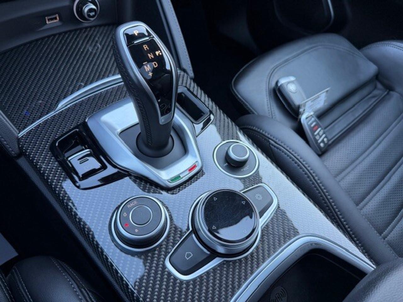 2023 Alfa Romeo Stelvio Quadrifoglio V6 TWIN TURBO 1 Owner Clean Carfax Photo