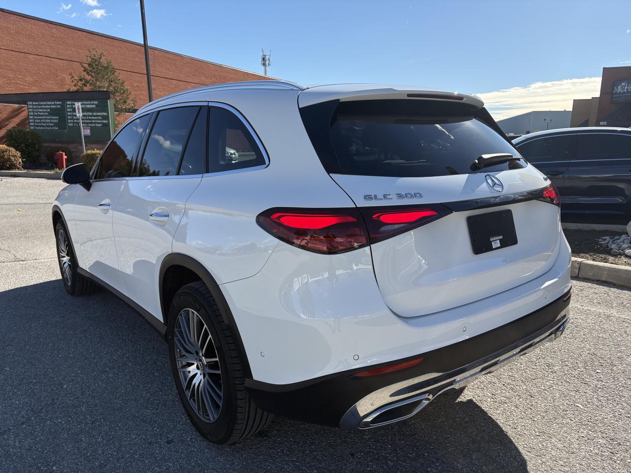 2024 Mercedes-Benz GLC 300 Pinnacle Trim Heads Up Display 360 Camera Photo
