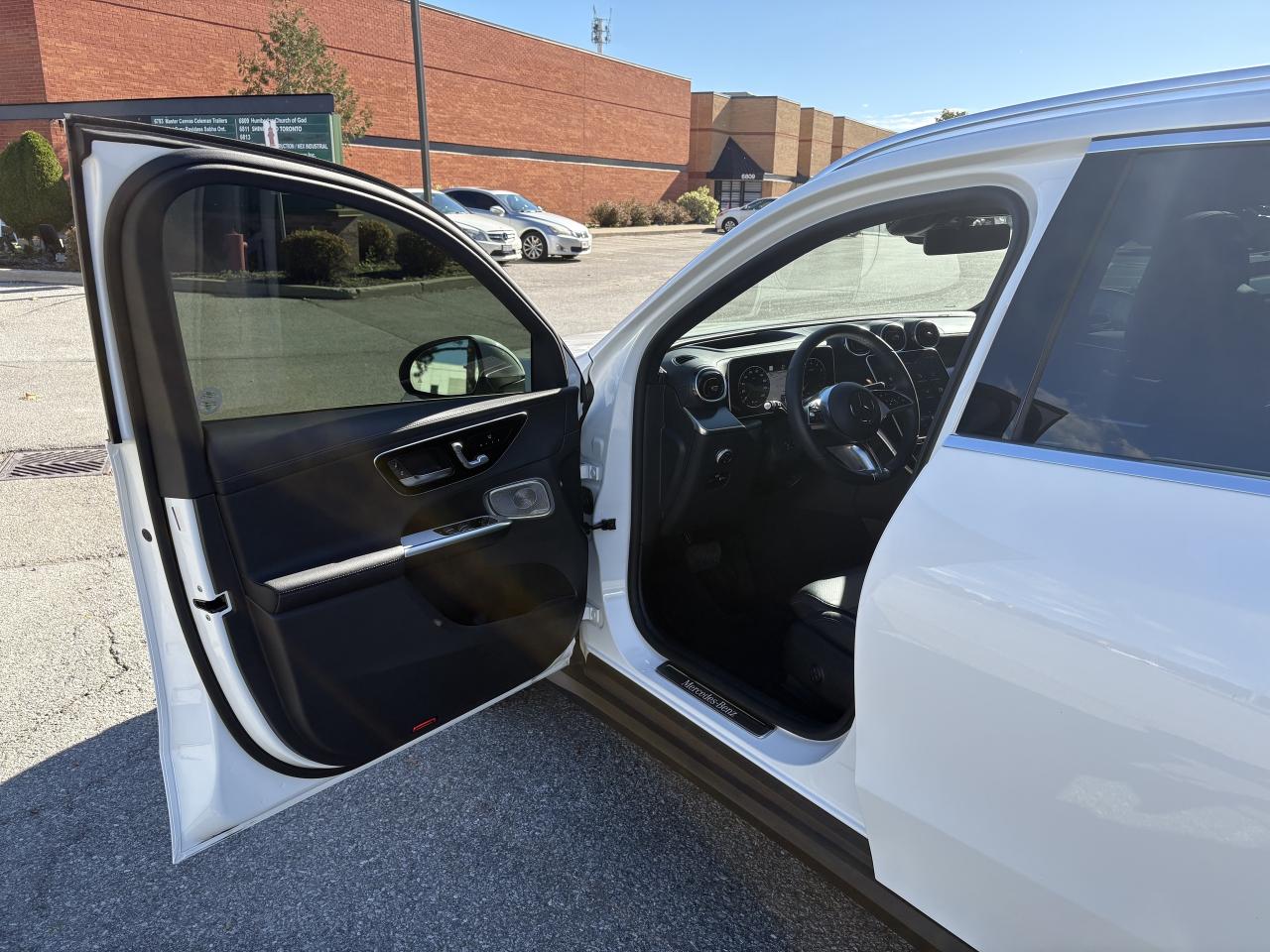 2024 Mercedes-Benz GLC 300 Pinnacle Trim Heads Up Display 360 Camera Photo