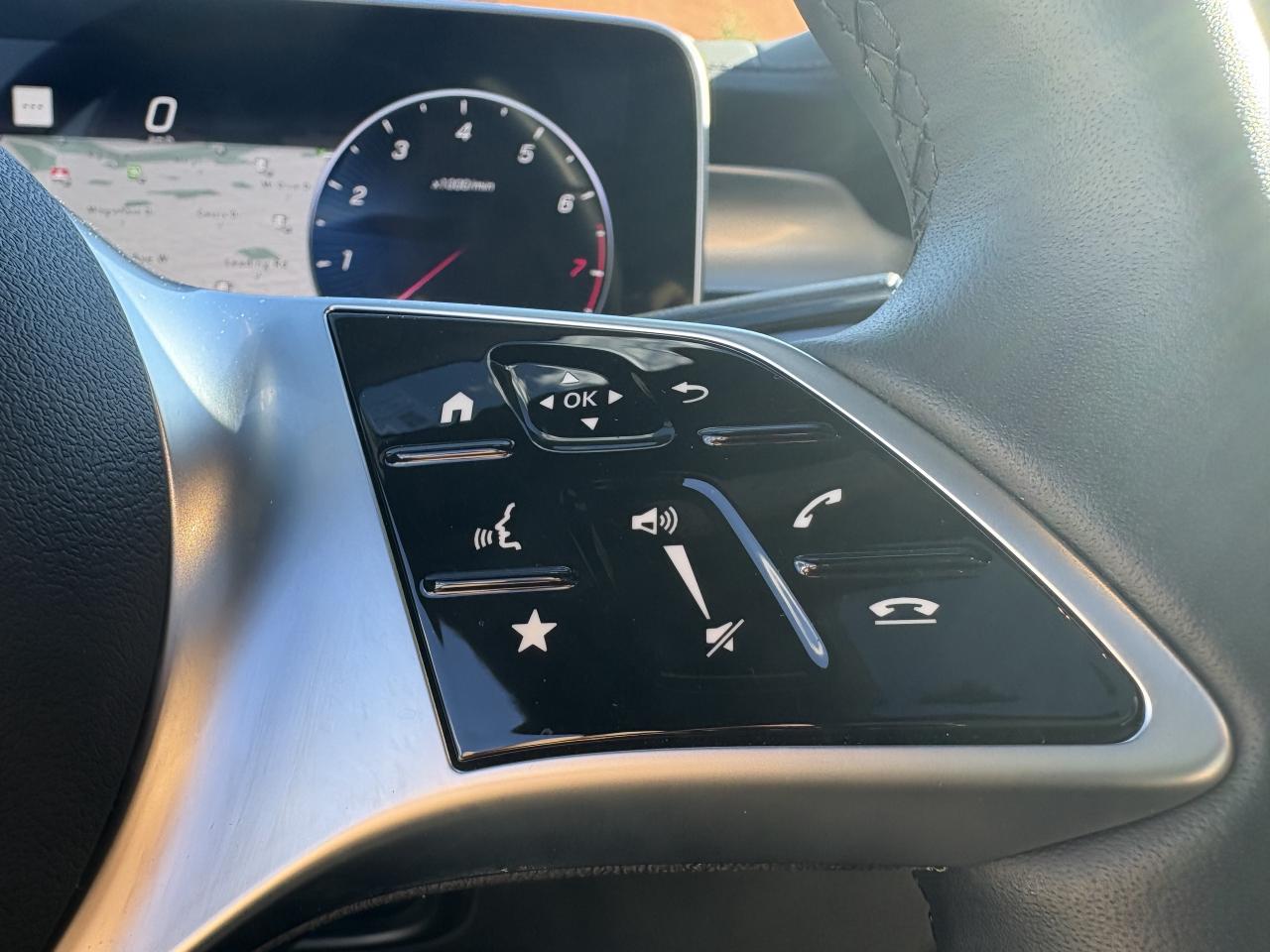 2024 Mercedes-Benz GLC 300 Pinnacle Trim Heads Up Display 360 Camera Photo