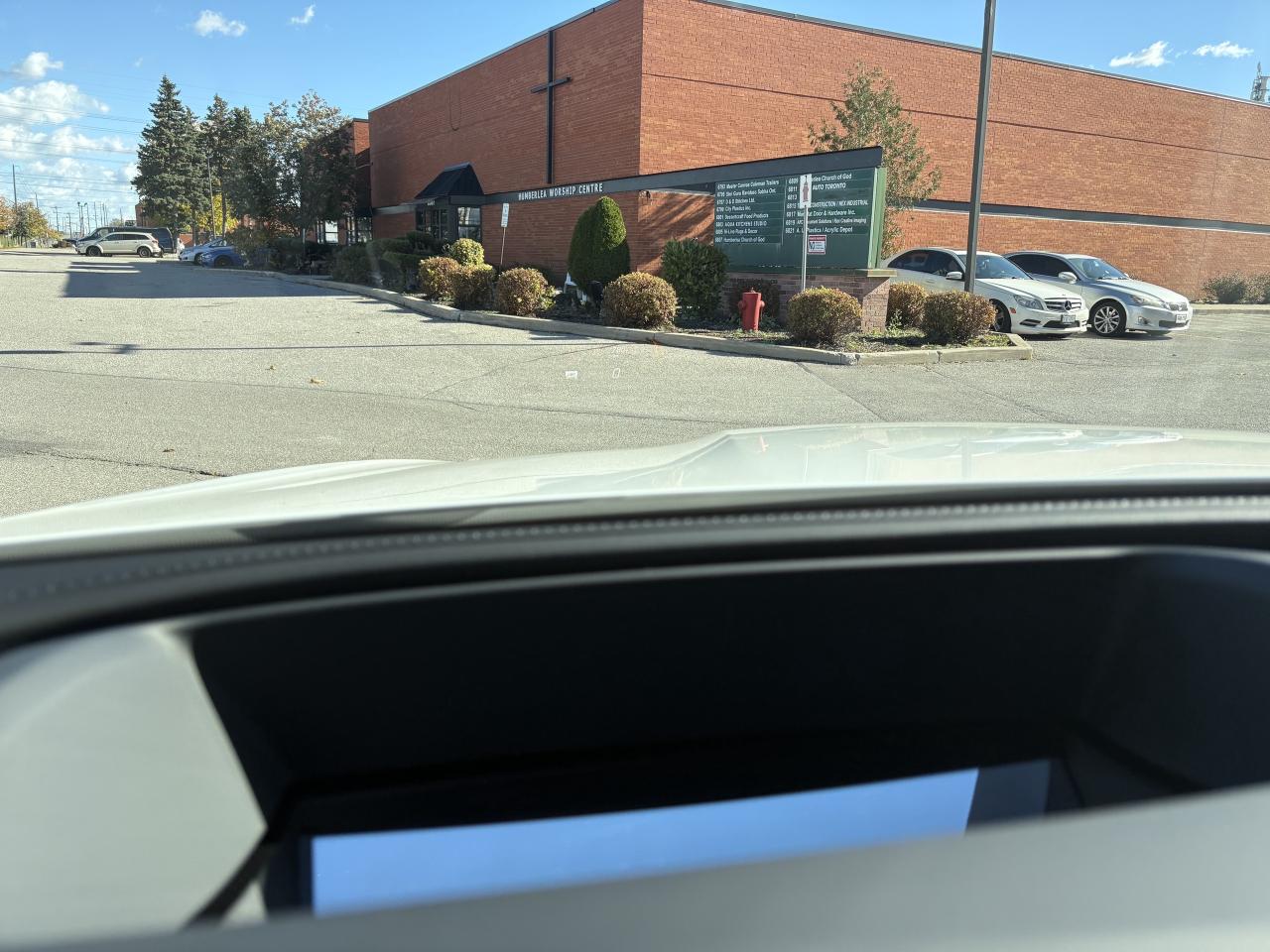 2024 Mercedes-Benz GLC 300 Pinnacle Trim Heads Up Display 360 Camera Photo