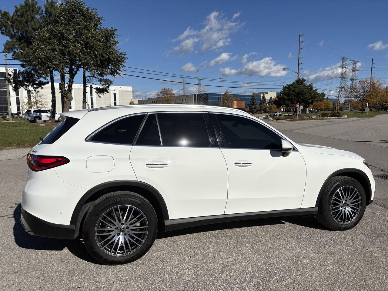 2024 Mercedes-Benz GLC 300 Pinnacle Trim Heads Up Display 360 Camera Photo