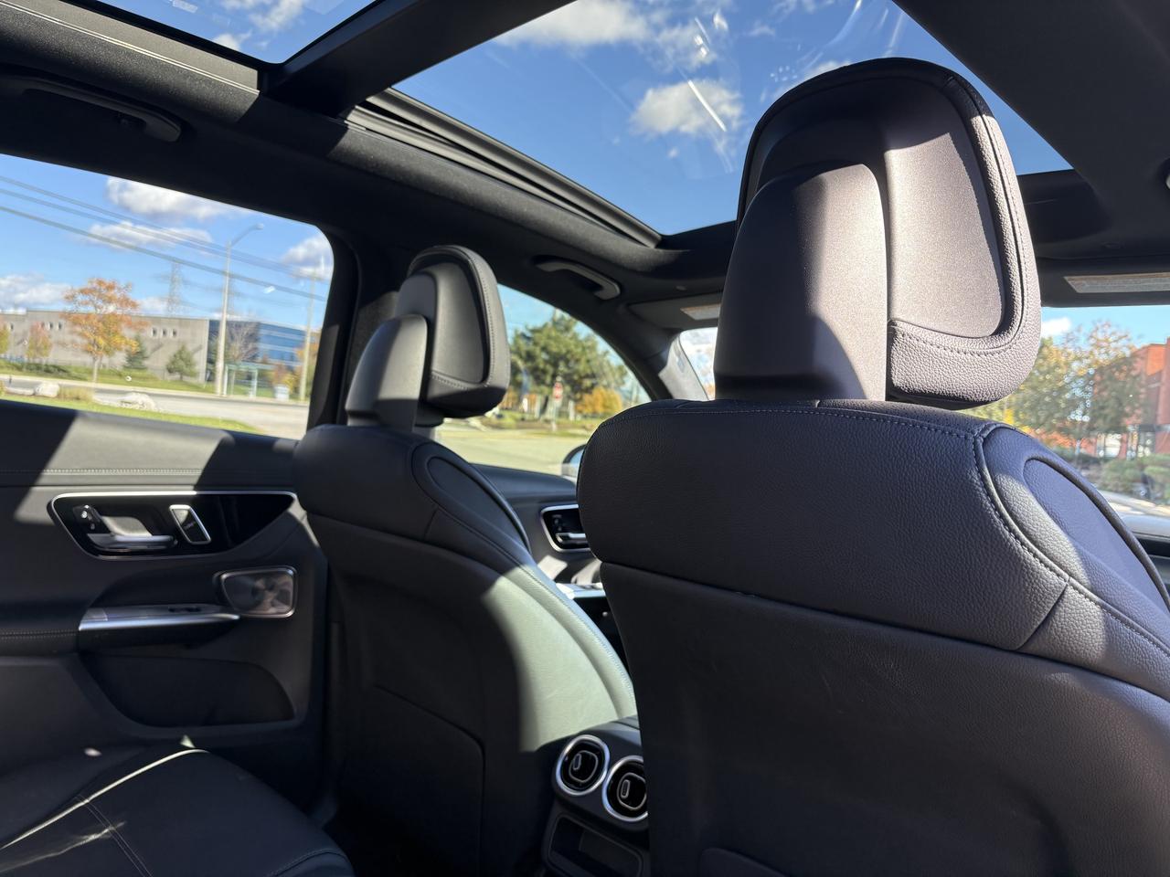 2024 Mercedes-Benz GLC 300 Pinnacle Trim Heads Up Display 360 Camera Photo