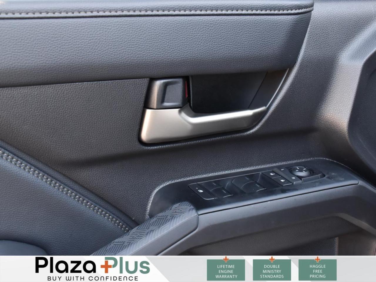 2025 Toyota Tacoma Hybrid   LIMITED HV   i-FORCE MAX 2.4L Hybrid Engi Photo