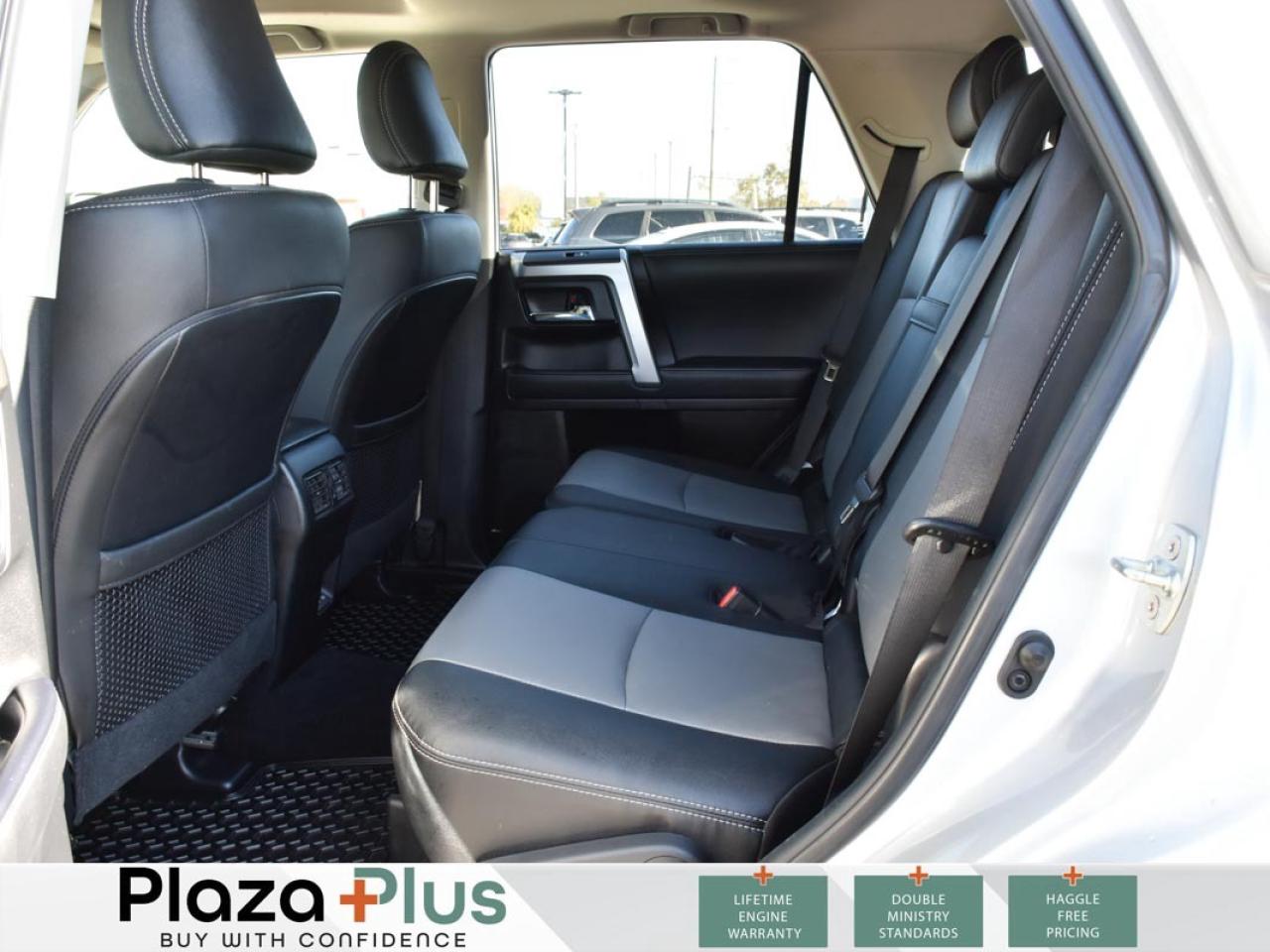 2024 Toyota 4Runner BASE   SR5 PREMIUM   SUNROOF   SOFTEX LEATHERETTE Photo