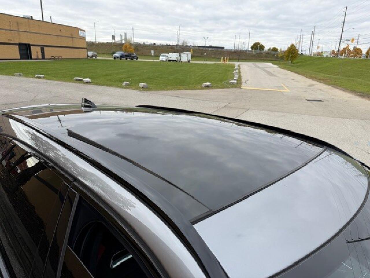 2024 Jaguar F-PACE SVR P550 V8 5.0L 1 OWNER CLEAN CARFAX CERTIFIED Photo