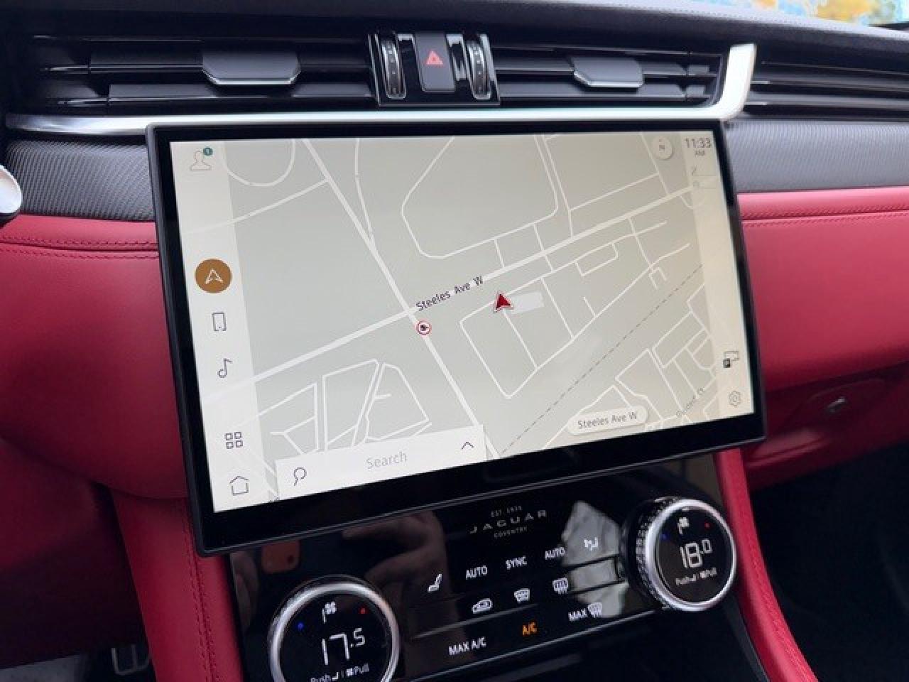 2024 Jaguar F-PACE SVR P550 V8 5.0L 1 OWNER CLEAN CARFAX CERTIFIED Photo