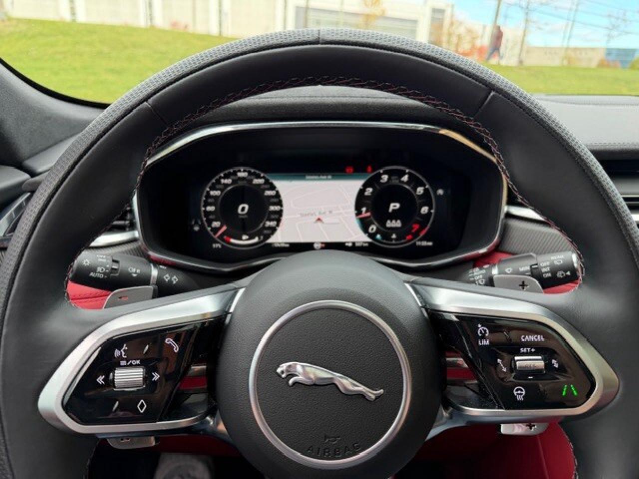 2024 Jaguar F-PACE SVR P550 V8 5.0L 1 OWNER CLEAN CARFAX CERTIFIED Photo