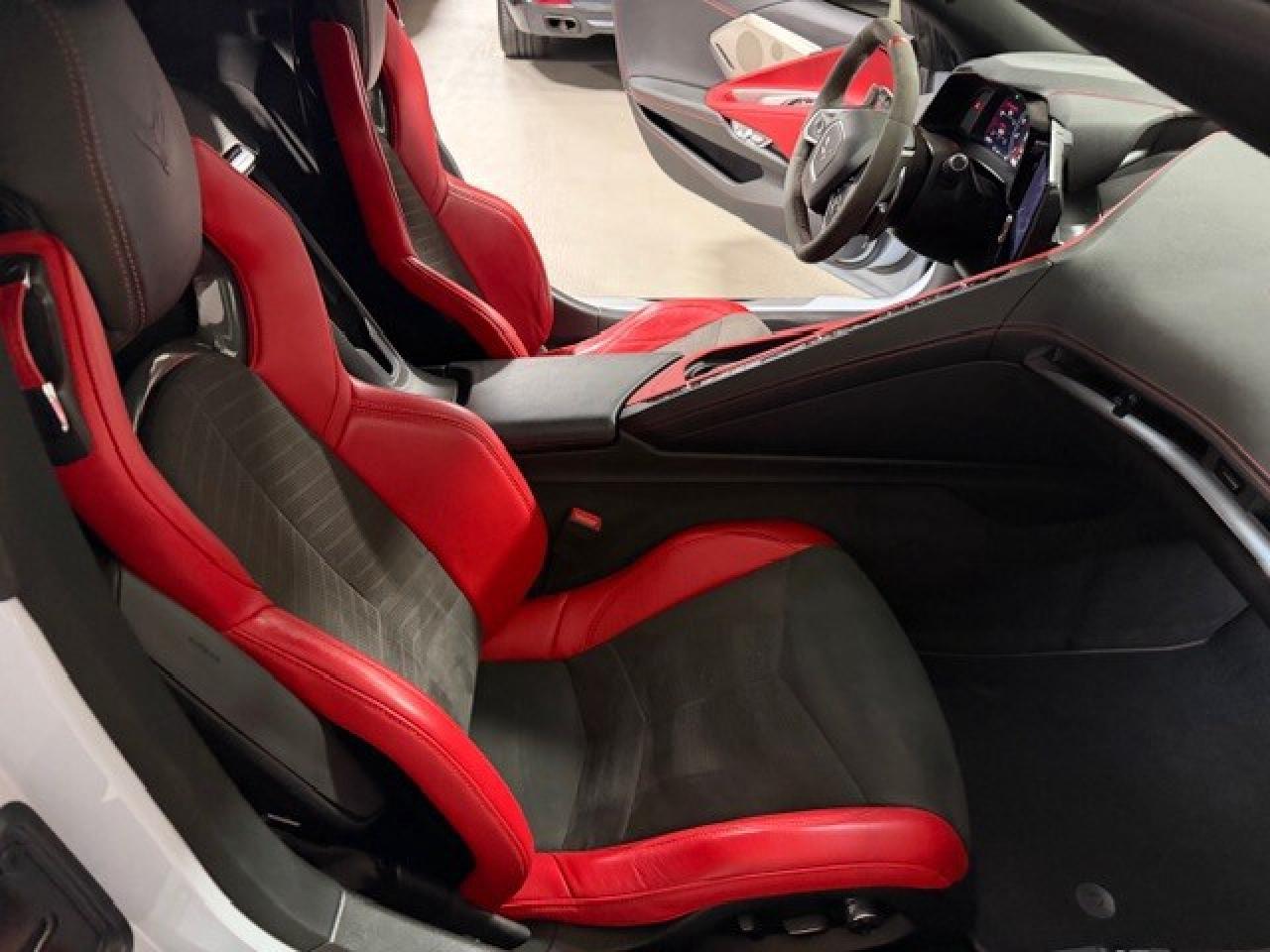 2020 Chevrolet Corvette FRONT LIFT/UPGRADED EXHAUST/GT BUCKET SEATS Photo