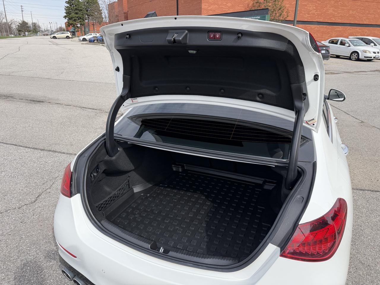 2023 Mercedes-Benz C-Class 360 Cam/Heads Up/Digital Light/Winter+Summer tires Photo