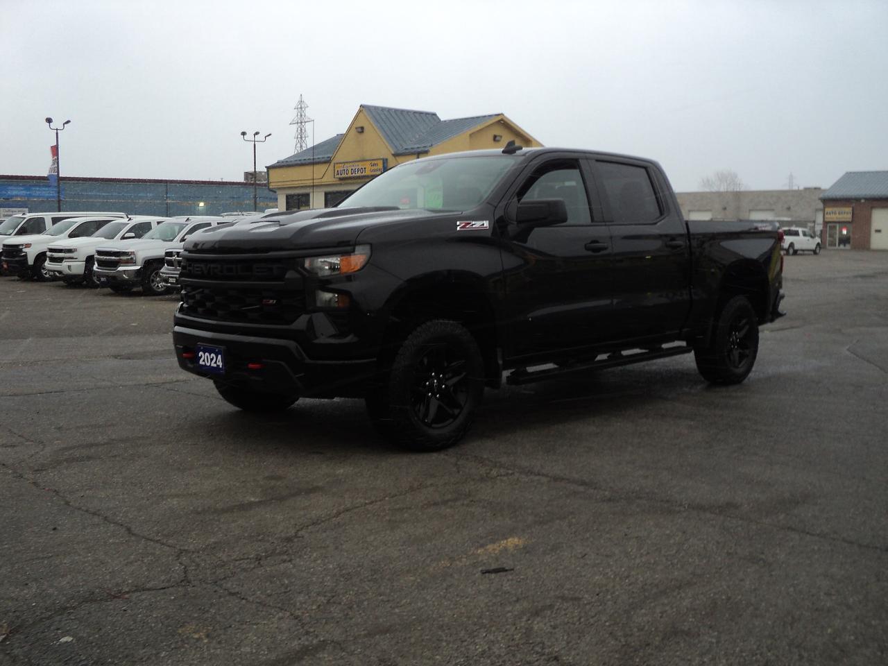 2024 Chevrolet Silverado 1500 CustomTrailBossCrewCab4WDZ71 2.7L4cylGas 5'10"Box - Photo #2