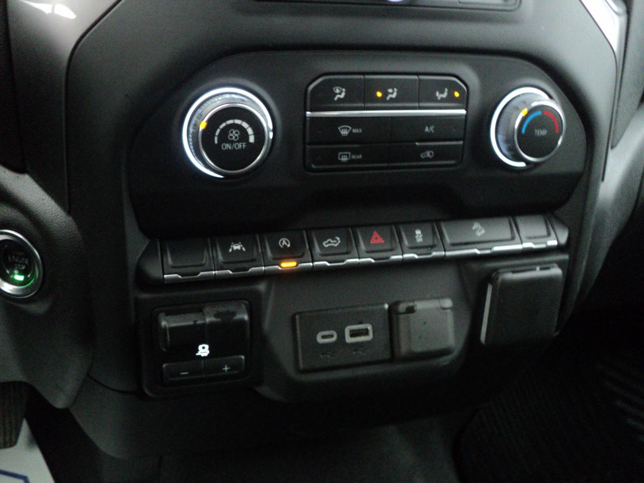 2024 Chevrolet Silverado 1500 CustomTrailBossCrewCab4WDZ71 2.7L4cylGas 5'10"Box - Photo #20