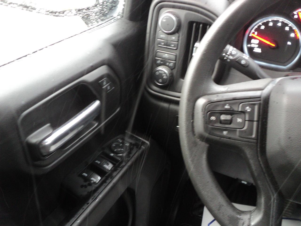 2024 Chevrolet Silverado 1500 CustomTrailBossCrewCab4WDZ71 2.7L4cylGas 5'10"Box - Photo #23