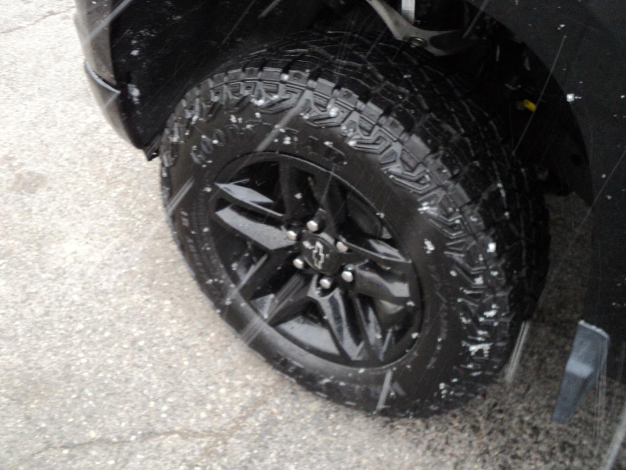 2024 Chevrolet Silverado 1500 CustomTrailBossCrewCab4WDZ71 2.7L4cylGas 5'10"Box - Photo #27