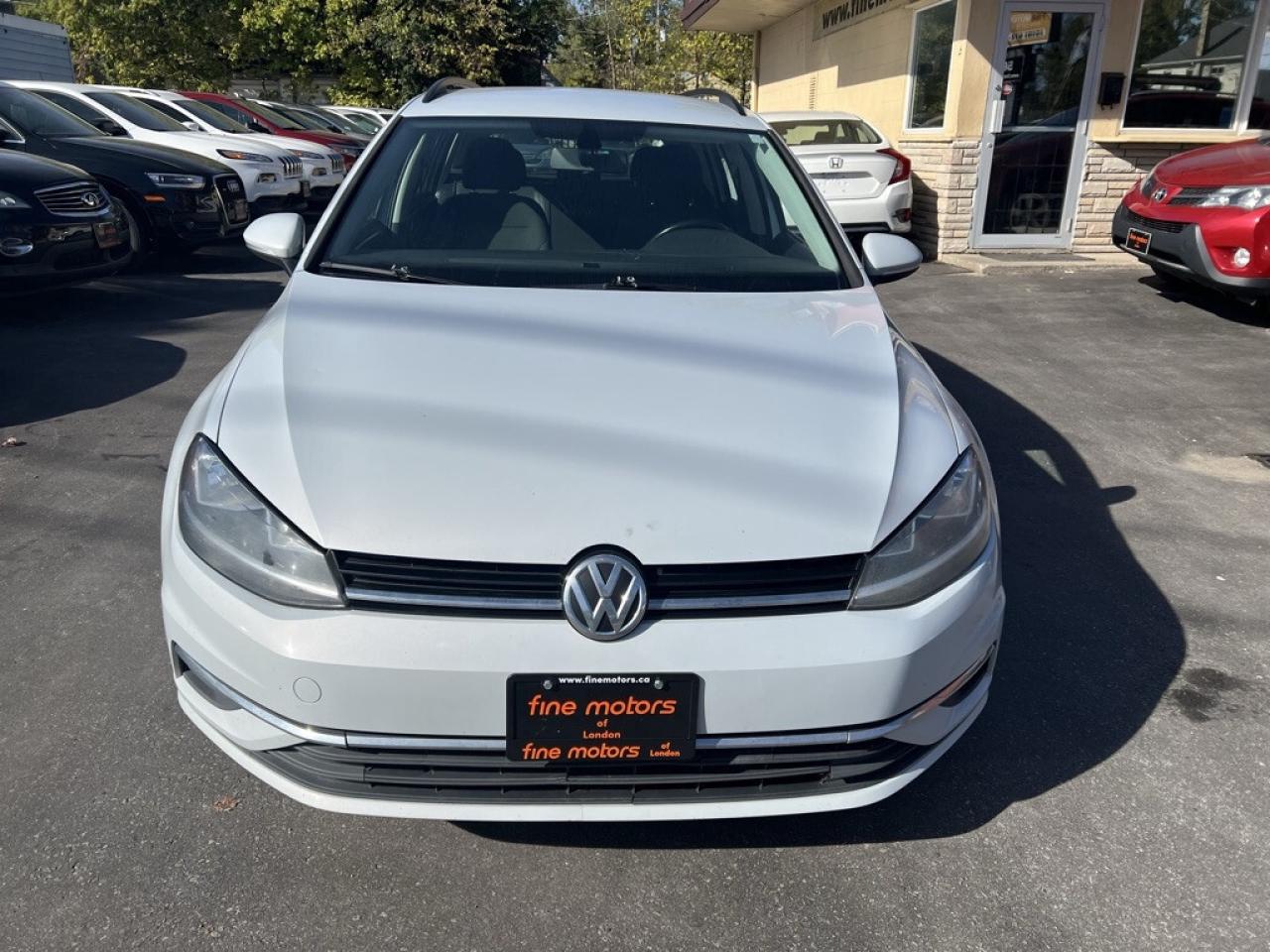 2019 Volkswagen Golf SportWagen Highline Automatic 4MOTION Photo2