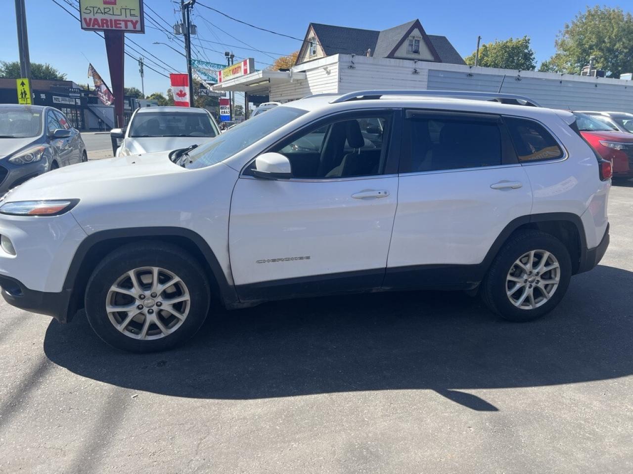 2017 Jeep Cherokee Sport 4dr 4x4 Automatic Photo