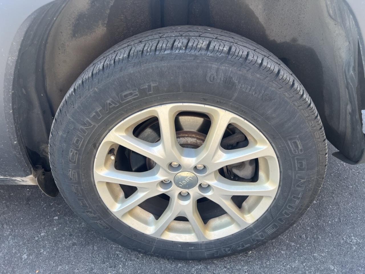 2017 Jeep Cherokee Sport 4dr 4x4 Automatic Photo